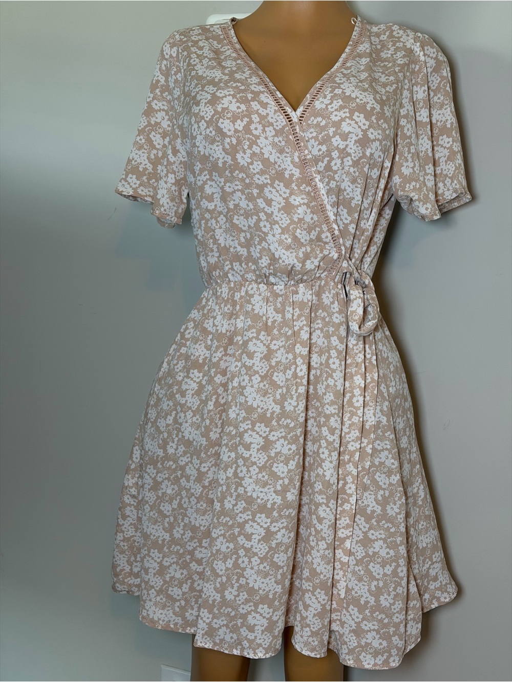 Sienna Sky Beige and White Floral Wrap Midi Dress